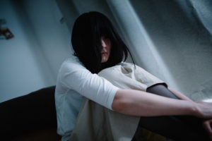 電話占い依存症に陥ってしまった女性